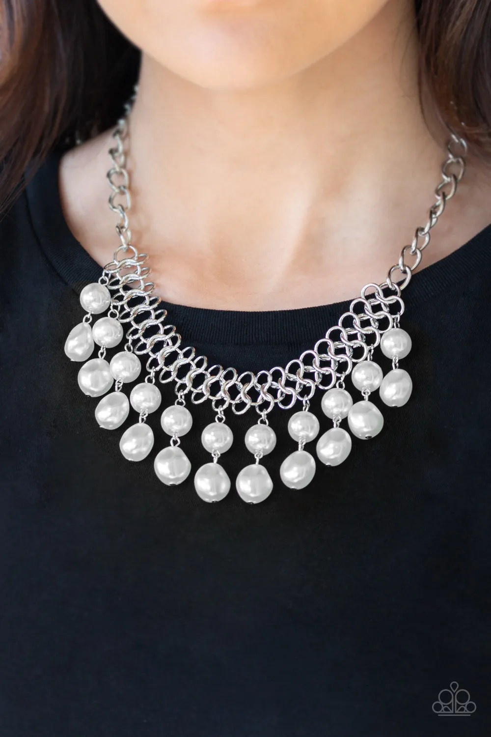 5th Avenue Fleek - White Paparazzi Necklace