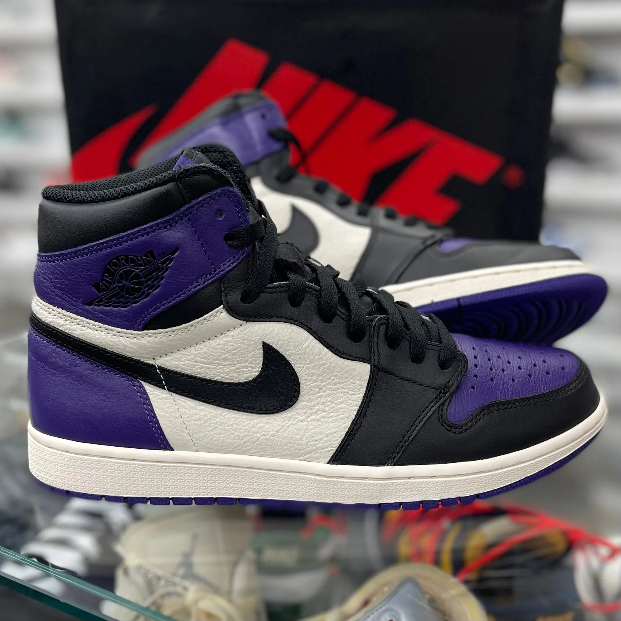 Air Jordan 1 Retro High OG “Court Purple”