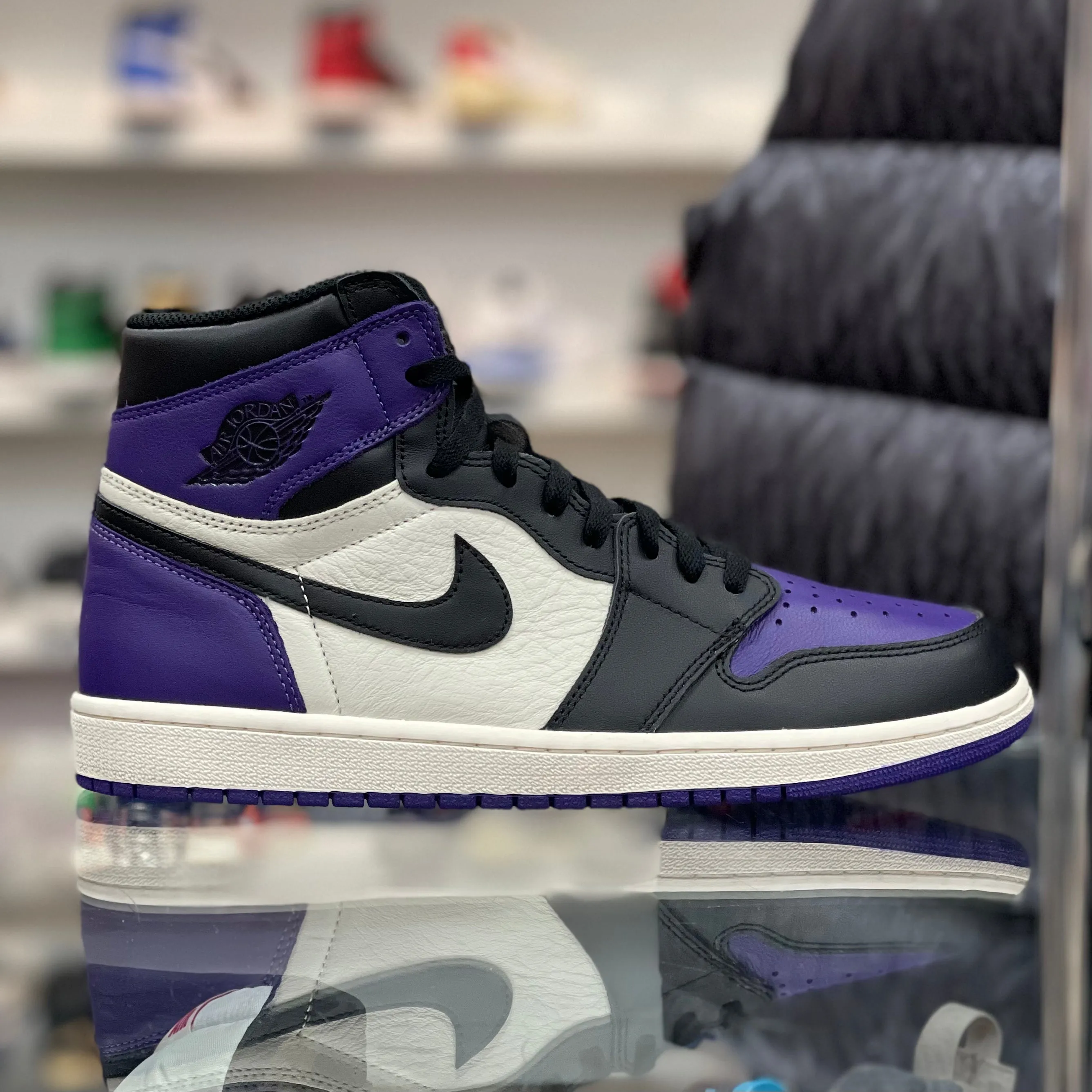 Air Jordan 1 Retro High OG “Court Purple”