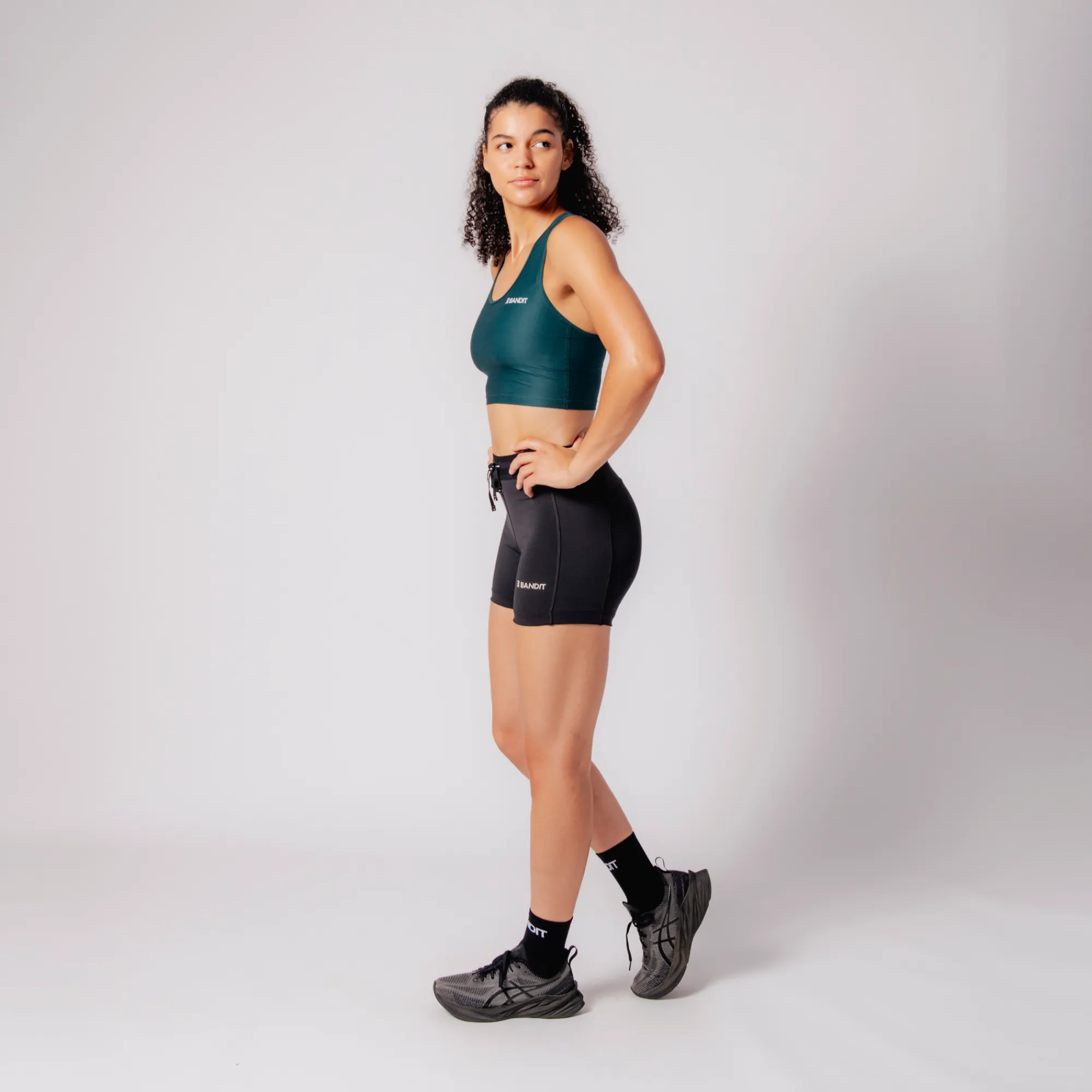 Drift™ Crop Singlet w/ Built in Bra - Pine