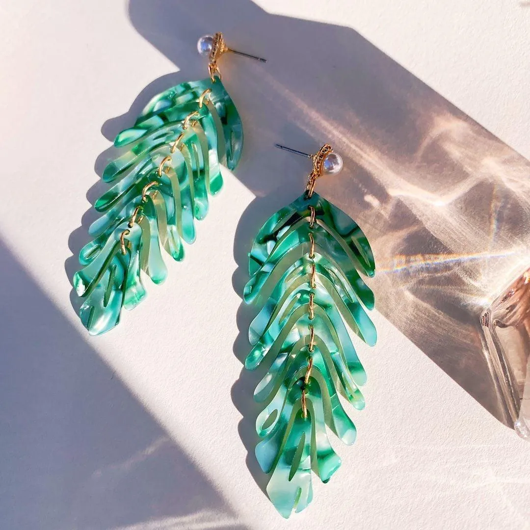 Fashion Seaside Resort Style Acrylic Leaf Earrings For Women