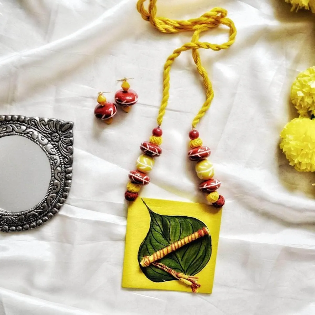 Gopala Handpainted Yellow (Necklace) Set