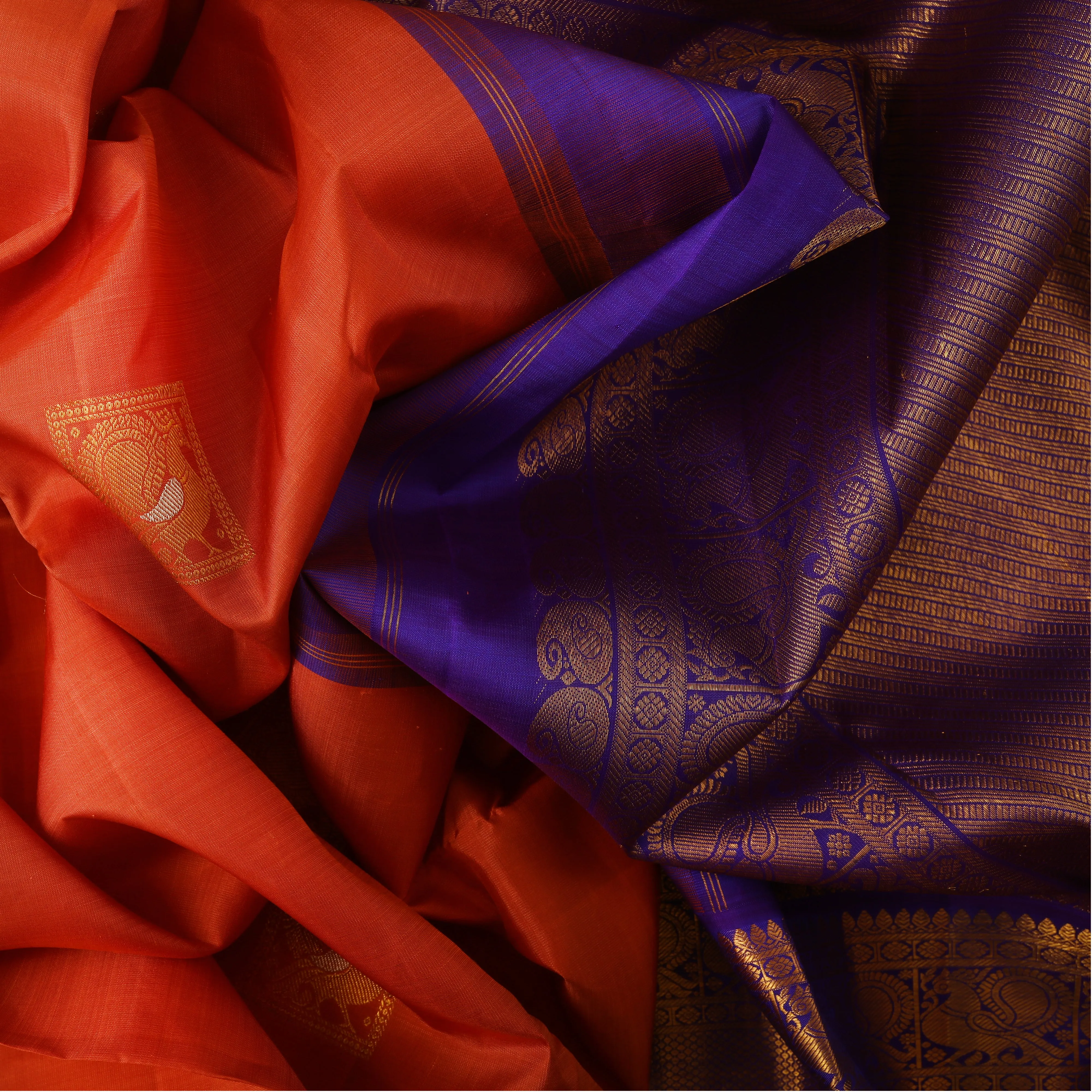 Handwoven Brown with Purple Kanjivaram Silk Saree - 195T002508DSC